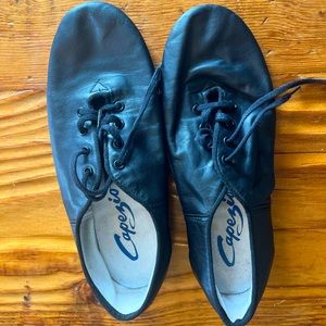 Capezio black jazz shoes size 7